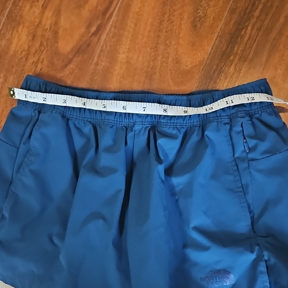 The North Face Blue Wander Shorts w/ Pockets - Picture 5 of 7